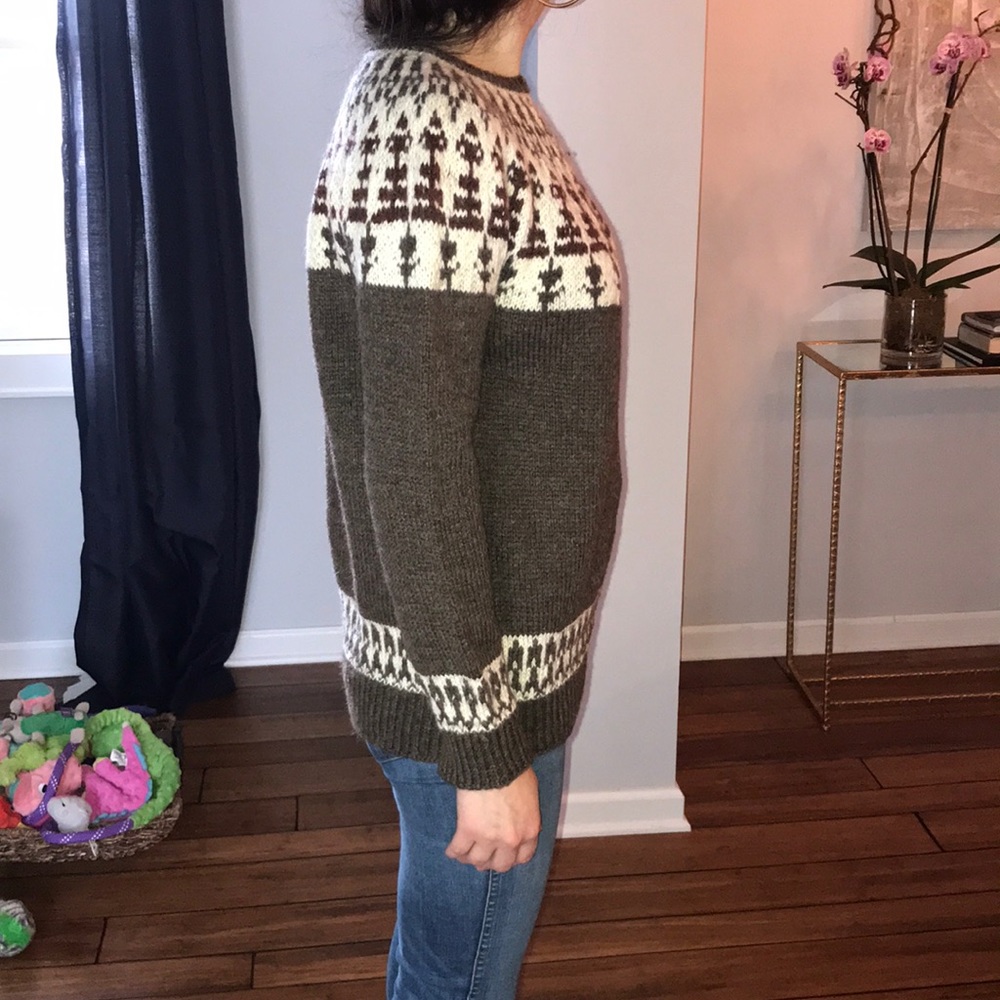 Handmade sweater 🌸 - Picture 5 of 6